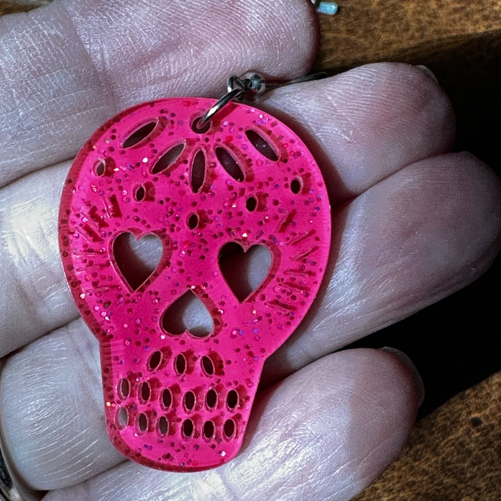 Colorful Skull Pendant Necklace, Earrings and hair clips - Picture 5 of 6
